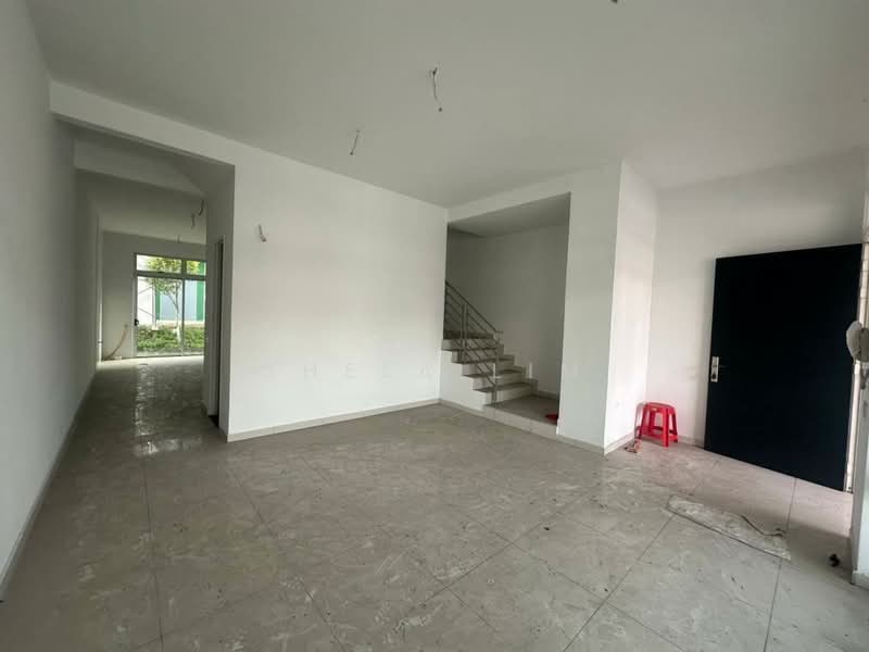 2-storey Terraced House for Sale in Taman Mount Austin (Tebrau) - Shela Lim - Living Room - PropertyGuru.com.my