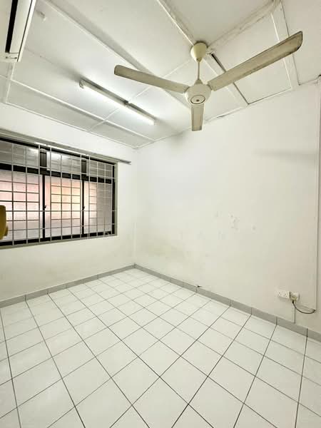 1-storey Terraced House for Sale in Taman Perling (Perling) - Iden Tan - Interior - PropertyGuru.com.my