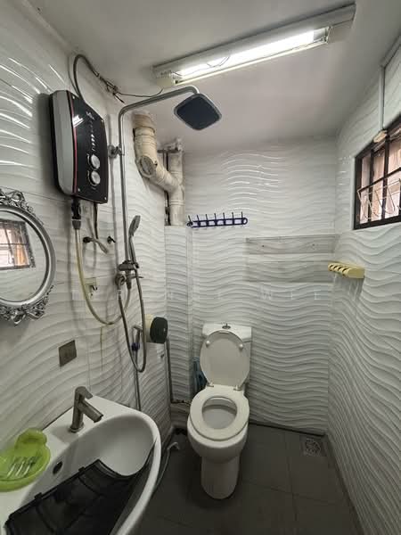 Rumah Teres 4 Tingkat untuk Disewa di Taman Dato Senu (Sentul) - Terence Wee - Bathroom - PropertyGuru.com.my