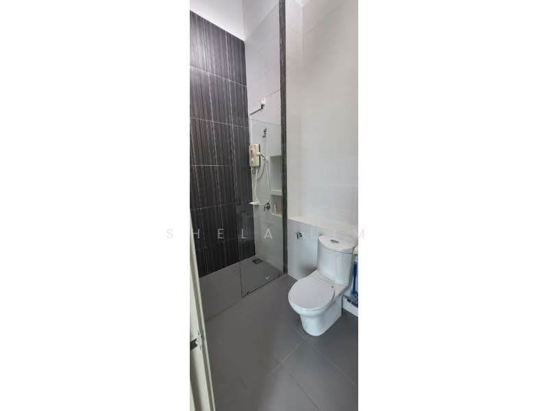 2-storey Terraced House for Sale in Taman Mount Austin (Tebrau) - Shela Lim - Bathroom - PropertyGuru.com.my