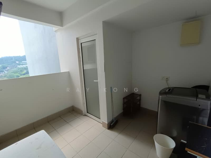 Kondominium untuk Disewa di Royalle Condominium - Ray Kong - Balcony - PropertyGuru.com.my