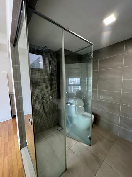 Service Residence for Sale at V Residence 2 @ Sunway Velocity - Joyce Choong - Bathroom - PropertyGuru.com.my