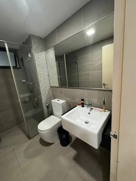 Service Residence for Sale at V Residence 2 @ Sunway Velocity - Joyce Choong - Bathroom - PropertyGuru.com.my