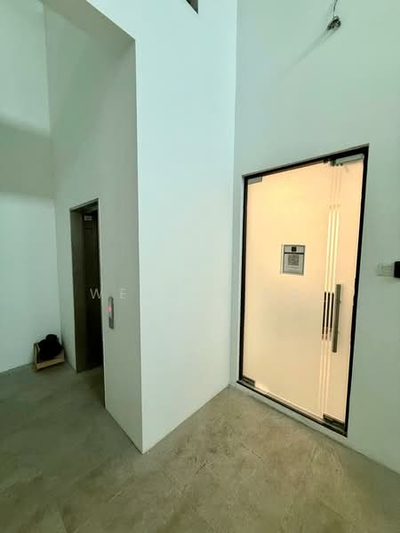 Kedai / Pejabat untuk Disewa di Johor Bahru (Johor) - Wennes Go - Corridor - PropertyGuru.com.my