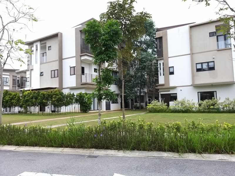 Townhouse for Rent in 16 Sierra (Puchong) - Jenson Low - Exterior - PropertyGuru.com.my