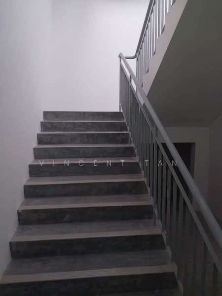 Factory for Rent in Nilai Impian (Nilai) - Vincent Tan - Corridor - PropertyGuru.com.my