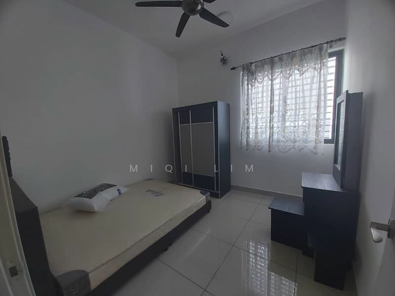 Kondominium untuk Disewa di Skyvilla @ D'Island - MiQi Lim - Bedroom - PropertyGuru.com.my