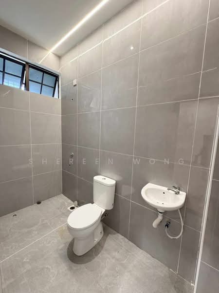 2-storey Terraced House for Sale in Ulu Tiram (Johor) - Shereen Wong - Bathroom - PropertyGuru.com.my