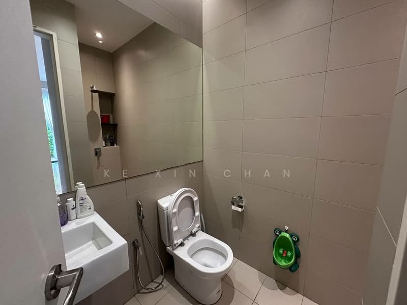 Rumah Teres untuk Disewa di Masai (Johor) - Ke Xin Chan - Bathroom - PropertyGuru.com.my