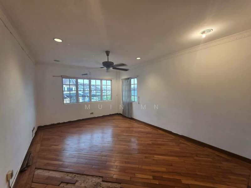 2-storey Terraced House for Sale in Seksyen 9 (Shah Alam) - Muin Mn - Living Room - PropertyGuru.com.my