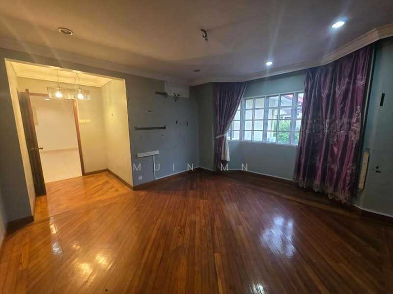 2-storey Terraced House for Sale in Seksyen 9 (Shah Alam) - Muin Mn - Living Room - PropertyGuru.com.my