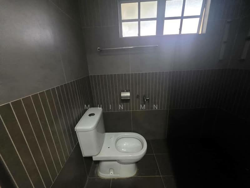 2-storey Terraced House for Sale in Seksyen 9 (Shah Alam) - Muin Mn - Bathroom - PropertyGuru.com.my