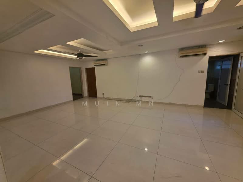 2-storey Terraced House for Sale in Seksyen 9 (Shah Alam) - Muin Mn - Living Room - PropertyGuru.com.my