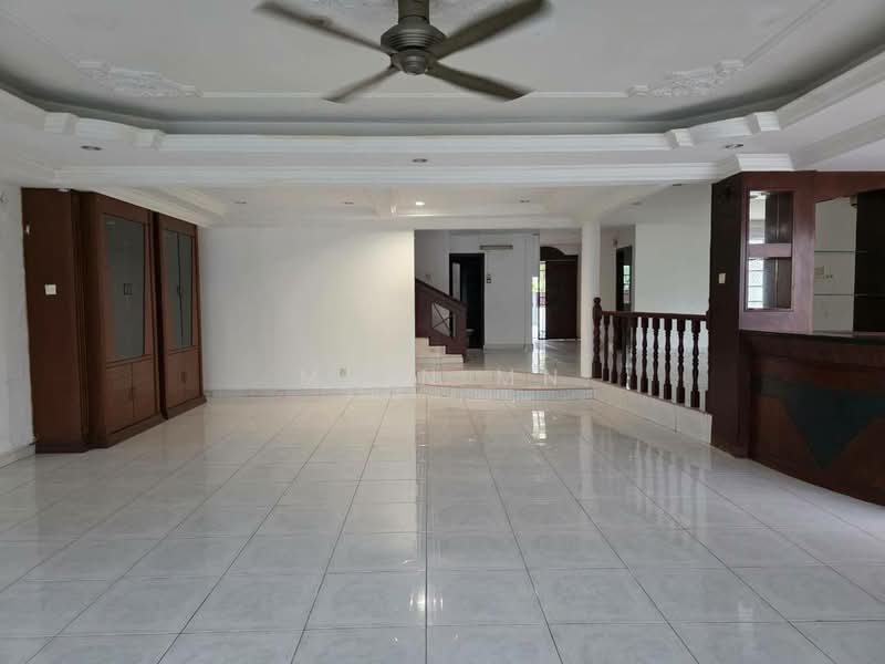 2-storey Terraced House for Sale in Seksyen 9 (Shah Alam) - Muin Mn - Living Room - PropertyGuru.com.my
