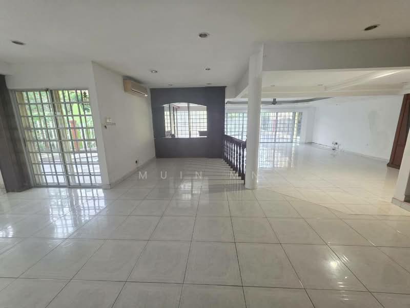 2-storey Terraced House for Sale in Seksyen 9 (Shah Alam) - Muin Mn - Living Room - PropertyGuru.com.my