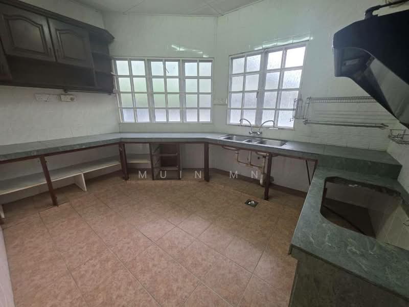 2-storey Terraced House for Sale in Seksyen 9 (Shah Alam) - Muin Mn - Kitchen - PropertyGuru.com.my