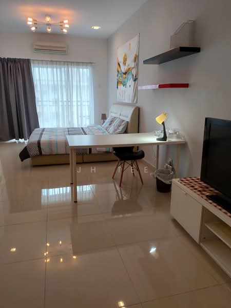 Service Residence for Sale at Windsor Tower - JH Tee - Bedroom - PropertyGuru.com.my