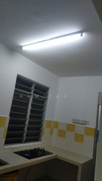 Apartment for Rent at Mentari Court 2, Bandar Sunway - Hamizah . - Kitchen - PropertyGuru.com.my