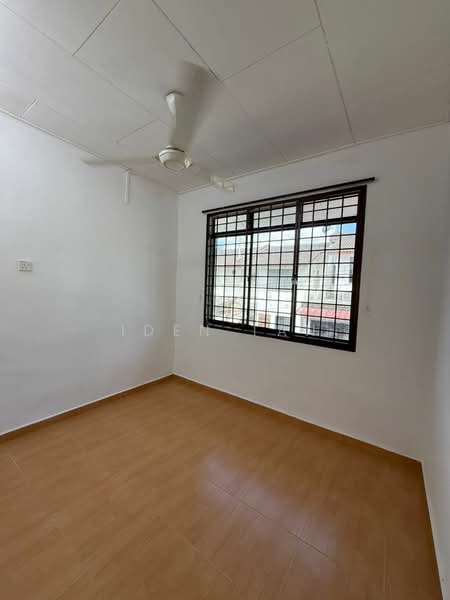 2-storey Terraced House for Sale in Taman Muhibbah (Kulai) - Iden Tan - Interior - PropertyGuru.com.my