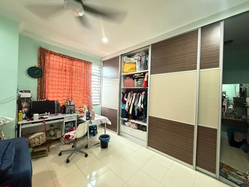 2-storey Terraced House for Sale in Taman Seri Orkid (Skudai) - Kelvin . - Bedroom - PropertyGuru.com.my
