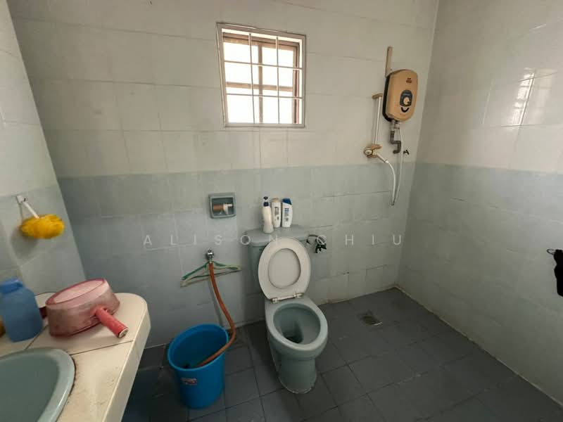 2-storey Terraced House for Sale in Taman Bukit Maluri (Kepong) - Alison Chiu - Bathroom - PropertyGuru.com.my