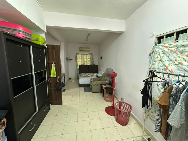 2-storey Terraced House for Sale in Taman Bukit Maluri (Kepong) - Alison Chiu - Bedroom - PropertyGuru.com.my