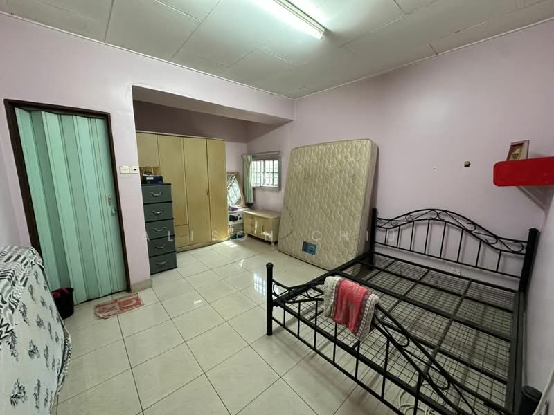 2-storey Terraced House for Sale in Taman Bukit Maluri (Kepong) - Alison Chiu - Bedroom - PropertyGuru.com.my