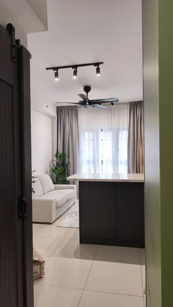 Servis Apartment untuk Disewa di D'Vine - Shawn Loh - Living Room - PropertyGuru.com.my