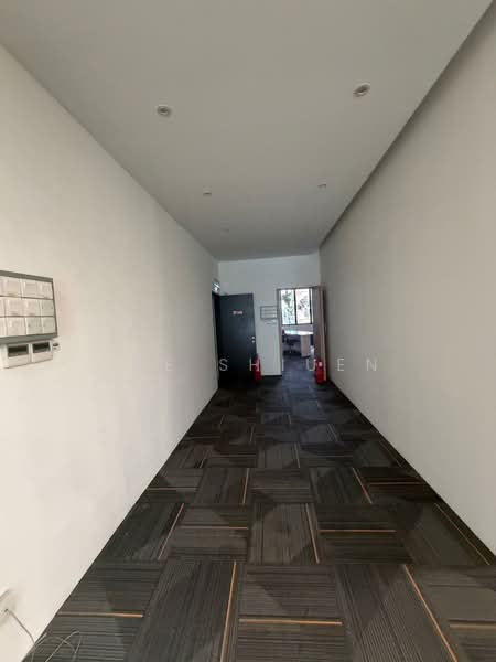 Shop / Office for Rent in Taman Pelangi (Johor Bahru) - Yee Shiuen - Corridor - PropertyGuru.com.my