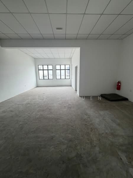 Shop / Office for Rent in Taman Pelangi (Johor Bahru) - Yee Shiuen - Interior - PropertyGuru.com.my