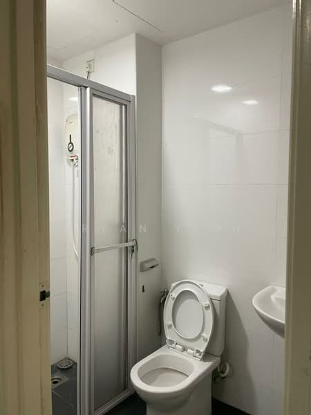 Service Residence for Rent at Vista Alam - Bryan Yeoh - Bathroom - PropertyGuru.com.my