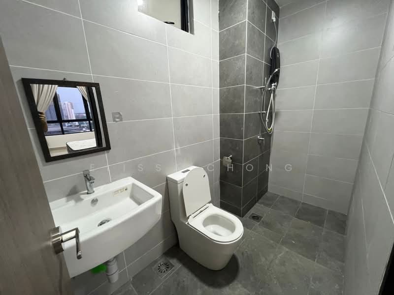 Servis Apartment untuk Disewa di Twin Tower Residence - Elissa Chong - Bathroom - PropertyGuru.com.my