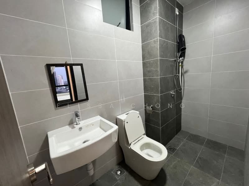 Servis Apartment untuk Disewa di Twin Tower Residence - Elissa Chong - Bathroom - PropertyGuru.com.my