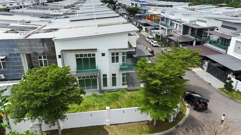 Rumah Kluster untuk Dijual di Skudai (Johor) - Sharon Ng - Exterior - PropertyGuru.com.my