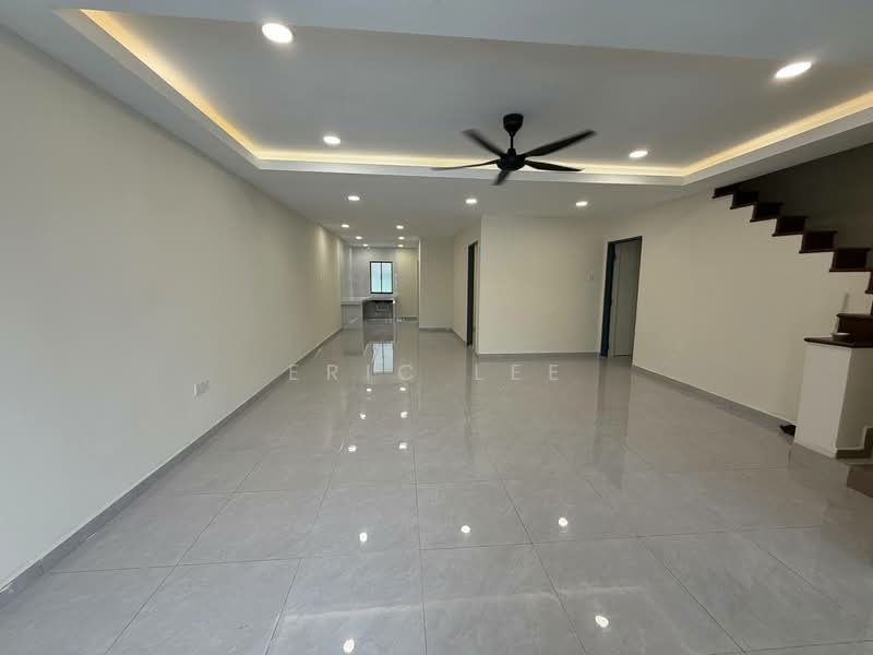 2-storey Terraced House for Sale in Taman Skudai Baru (Skudai) - Eric Lee - Living Room - PropertyGuru.com.my