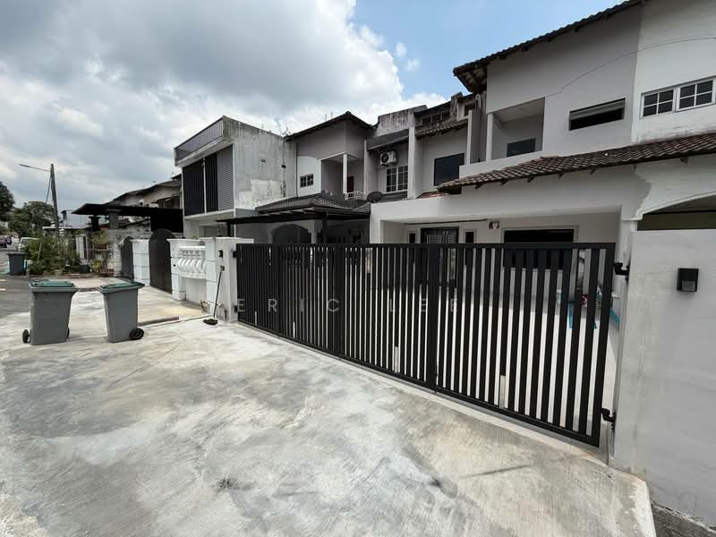 2-storey Terraced House for Sale in Taman Skudai Baru (Skudai) - Eric Lee - Exterior - PropertyGuru.com.my