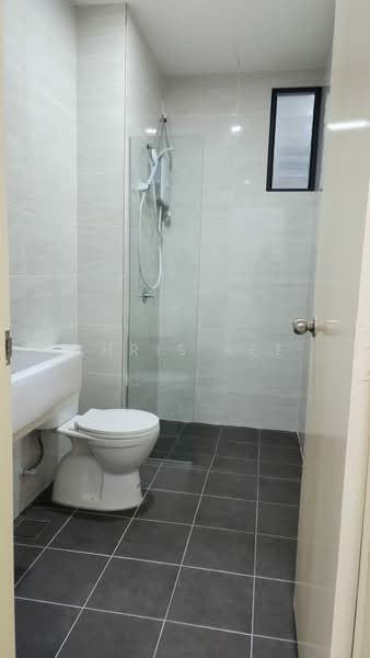 Condominium for Rent at Brezza Hill - Chris Lee - Bathroom - PropertyGuru.com.my