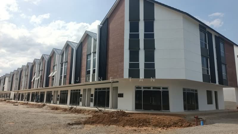 Kedai / Pejabat untuk Disewa di Taman Nusa Damai (Pasir Gudang) - June Tan - PropertyGuru.com.my