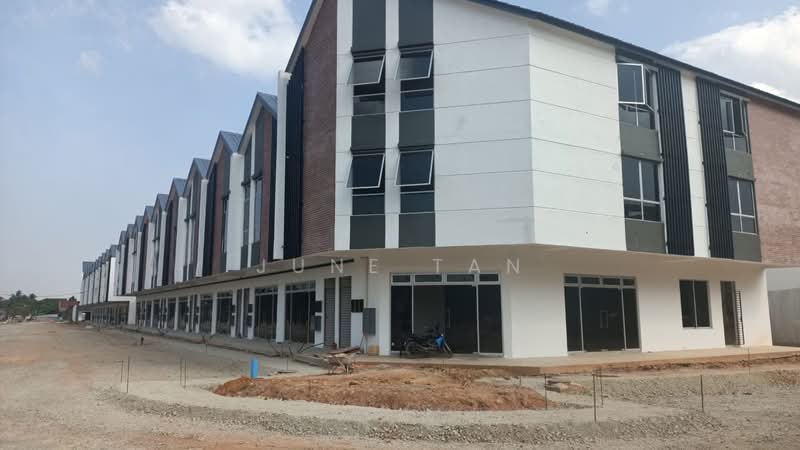 Kedai / Pejabat untuk Disewa di Taman Nusa Damai (Pasir Gudang) - June Tan - PropertyGuru.com.my