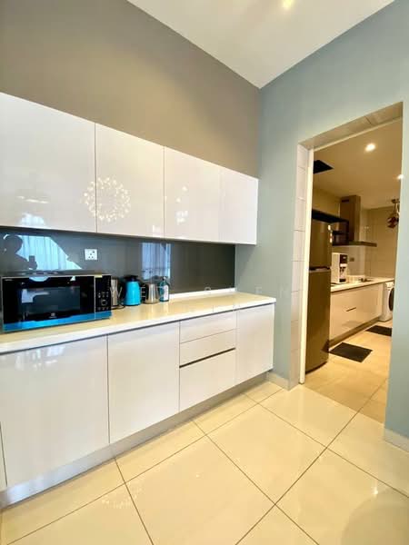 Servis Apartment untuk Disewa di The Park Sky Residence - Vincent Chin - Kitchen - PropertyGuru.com.my