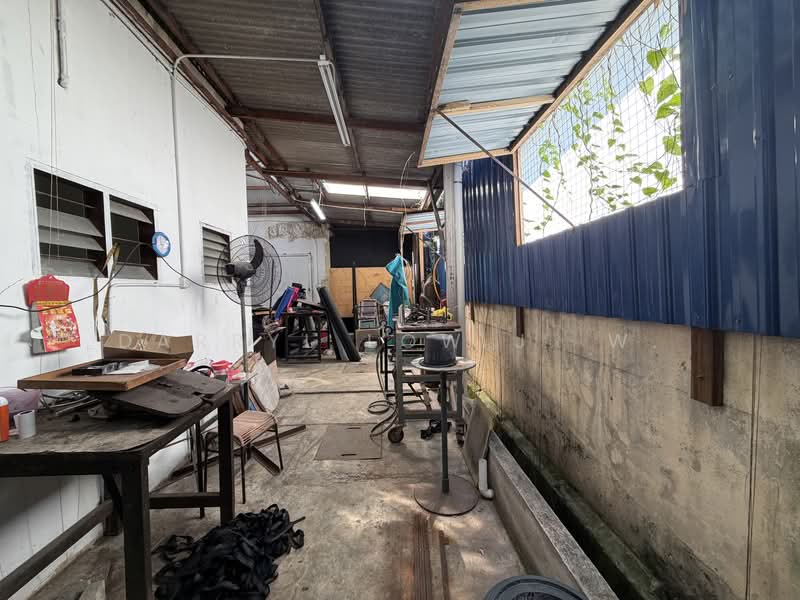 Warehouse for Rent in Cheras (Kuala Lumpur) - Darryl Low J. W. - Interior - PropertyGuru.com.my