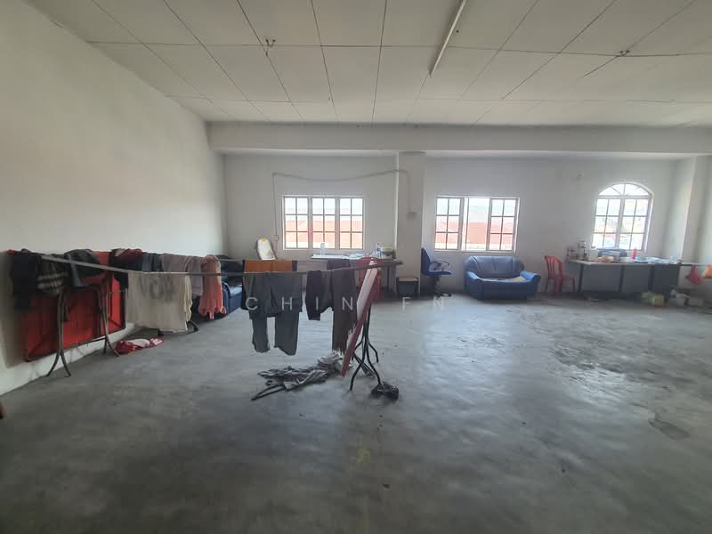 Kedai untuk Dijual di Taman Bachang Utama (Bachang) - CHIN FN - Interior - PropertyGuru.com.my