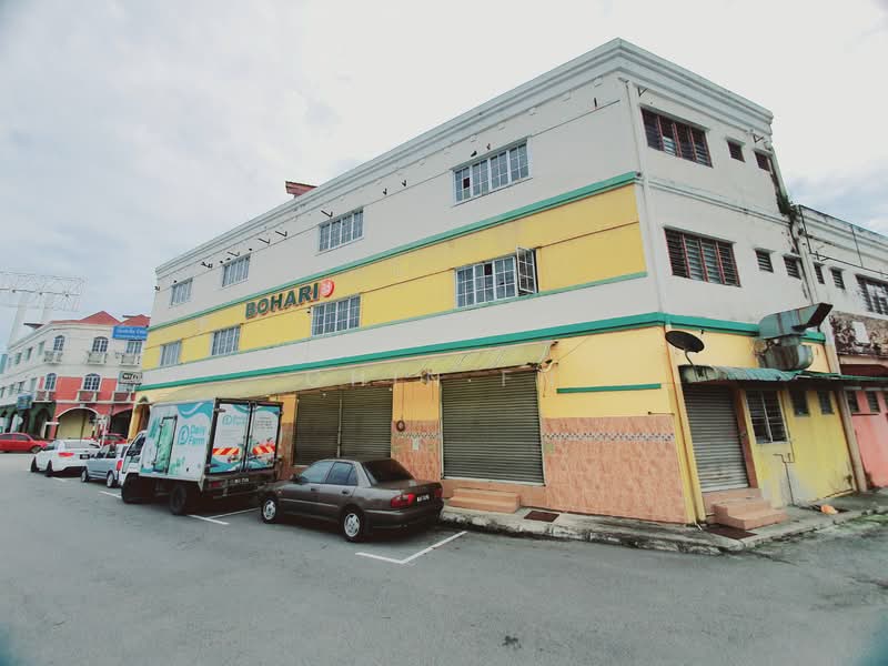 Kedai untuk Dijual di Taman Bachang Utama (Bachang) - CHIN FN - Exterior - PropertyGuru.com.my