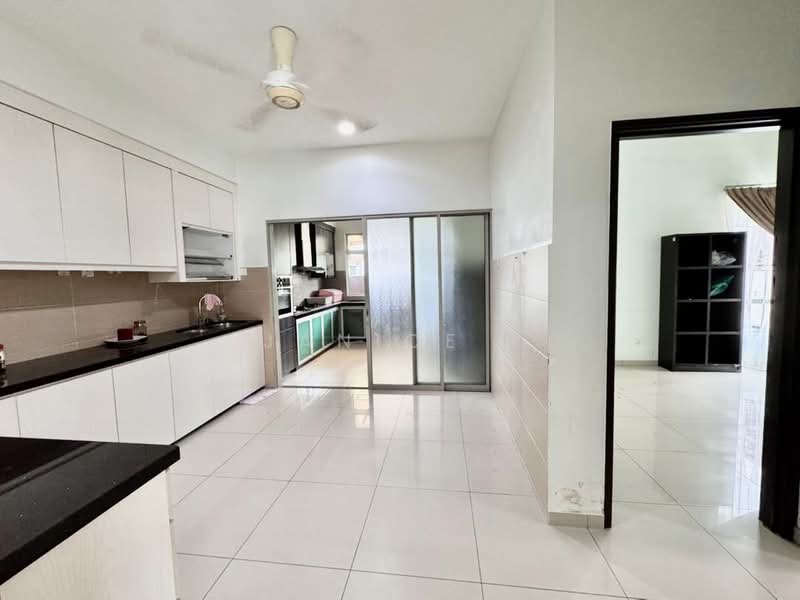 Rumah Berkembar untuk Dijual di Horizon Hills (Iskandar Puteri (Nusajaya)) - Janice . - Kitchen - PropertyGuru.com.my