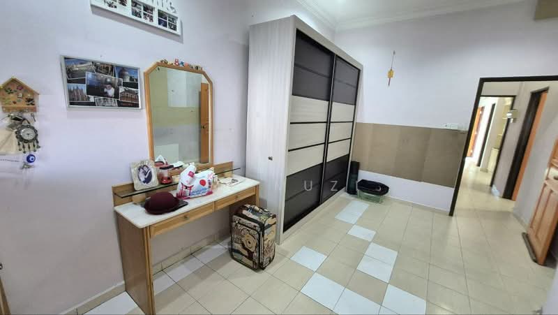 Rumah Teres 2 Tingkat untuk Dijual di Ipoh Garden (Ipoh) - Lee Muzi - Bedroom - PropertyGuru.com.my