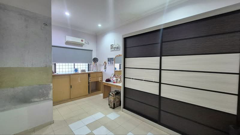 Rumah Teres 2 Tingkat untuk Dijual di Ipoh Garden (Ipoh) - Lee Muzi - Bedroom - PropertyGuru.com.my