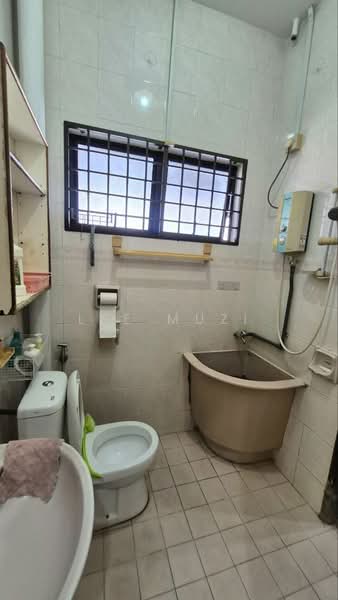 Rumah Teres 2 Tingkat untuk Dijual di Ipoh Garden (Ipoh) - Lee Muzi - Bathroom - PropertyGuru.com.my