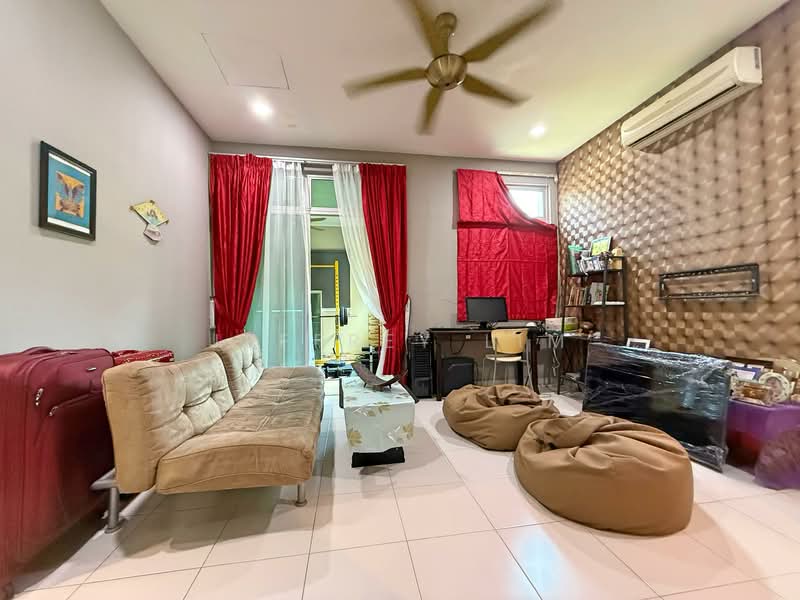 2-storey Terraced House for Sale in Horizon Hills (Iskandar Puteri (Nusajaya)) - Jeffrey Lim - Living Room - PropertyGuru.com.my