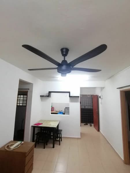 Flat for Rent at Setia Indah Flat - Kai Jing - Dining Room - PropertyGuru.com.my