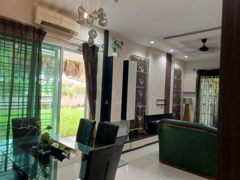 Rumah Teres 2 Tingkat untuk Dijual di Desa Bukit Perpaduan (Tambun) - Sam . - Living Room - PropertyGuru.com.my